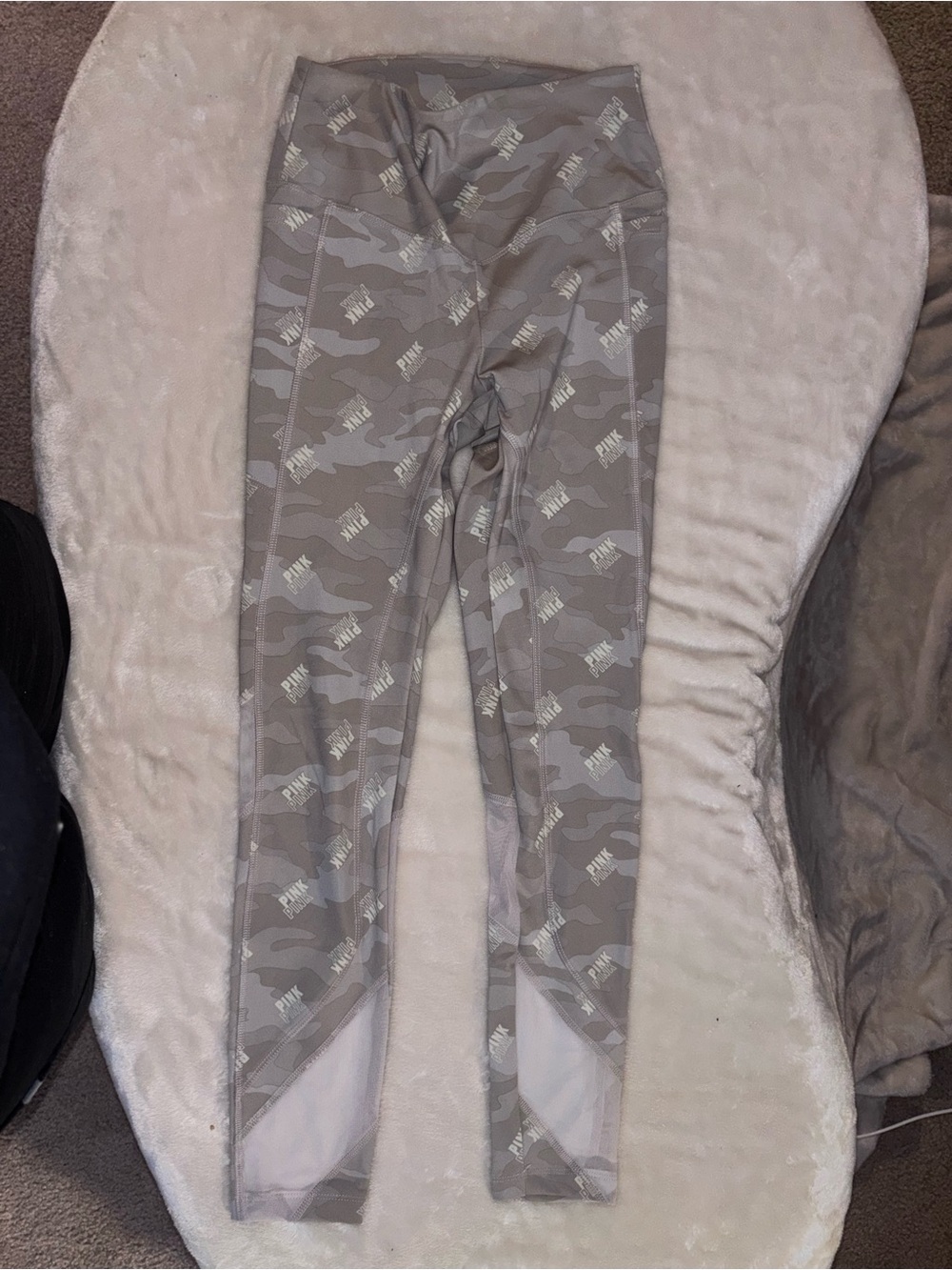 PINK Victoria's Secret Taupe Gray Camo Leggings